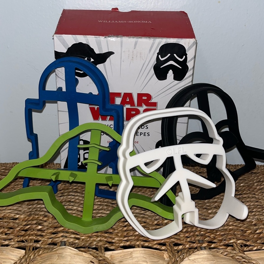 New in box Star Wars Rubber Pancake Molds